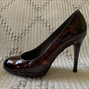 Stuart Weitzman Platswoon Pumps - KW29838